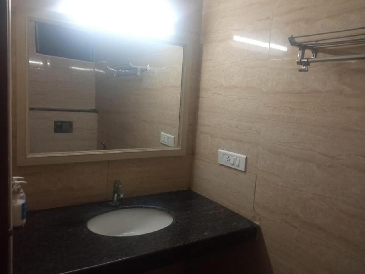 Dsquare Omr By K Hotels Ченай Екстериор снимка